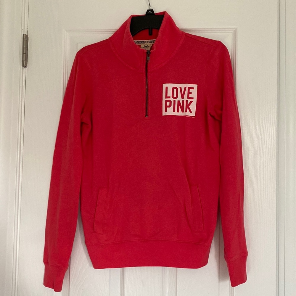 PINK Sweatshirt